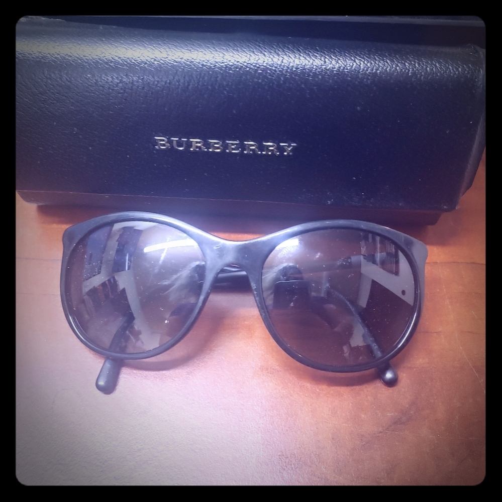 Burberry sunglasses